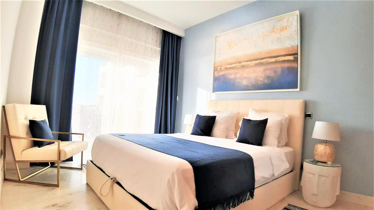 Potato Beach Apartment At Beach Front & Sea View Lagos Exterior photo